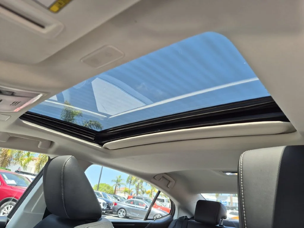 Used 2024 Black Lexus 350 image 23