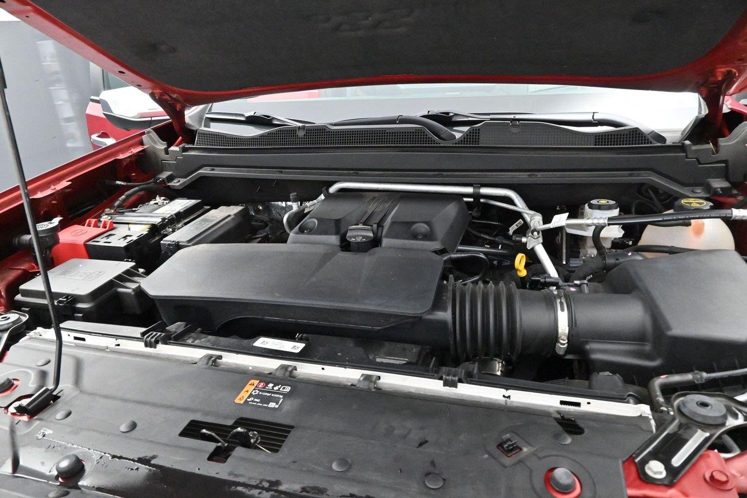 Used 2025 Volcanic Red Tintcoat GMC Denali image 33