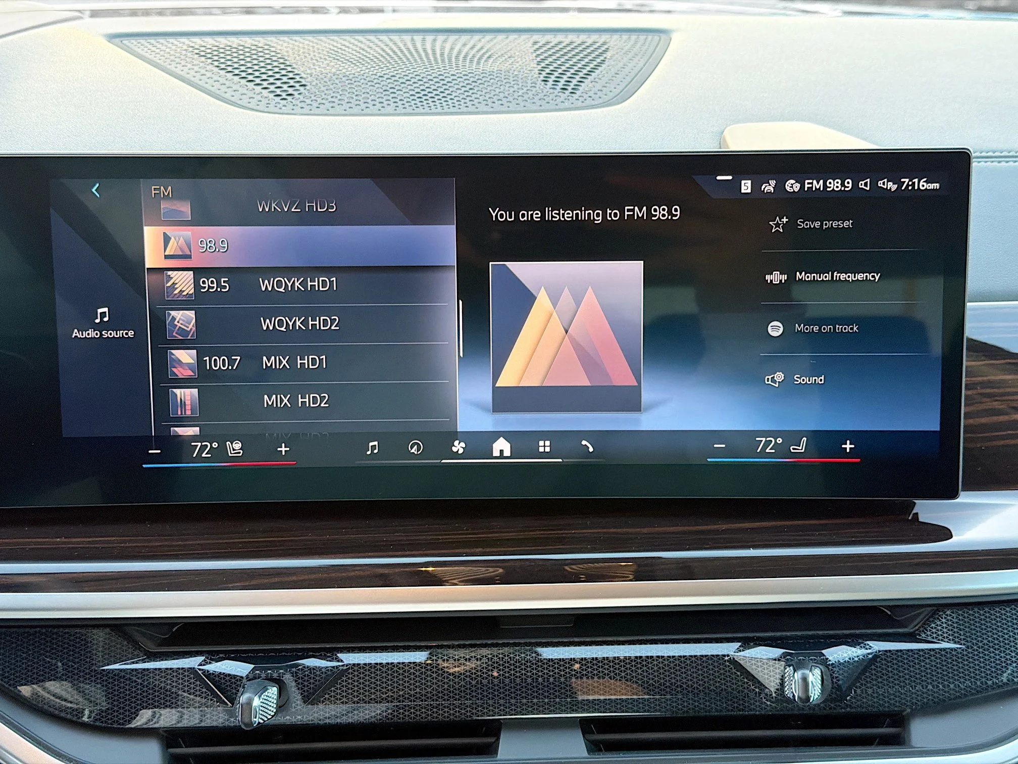 New 2027 Black Sapphire Metallic BMW xDrive40i image 34