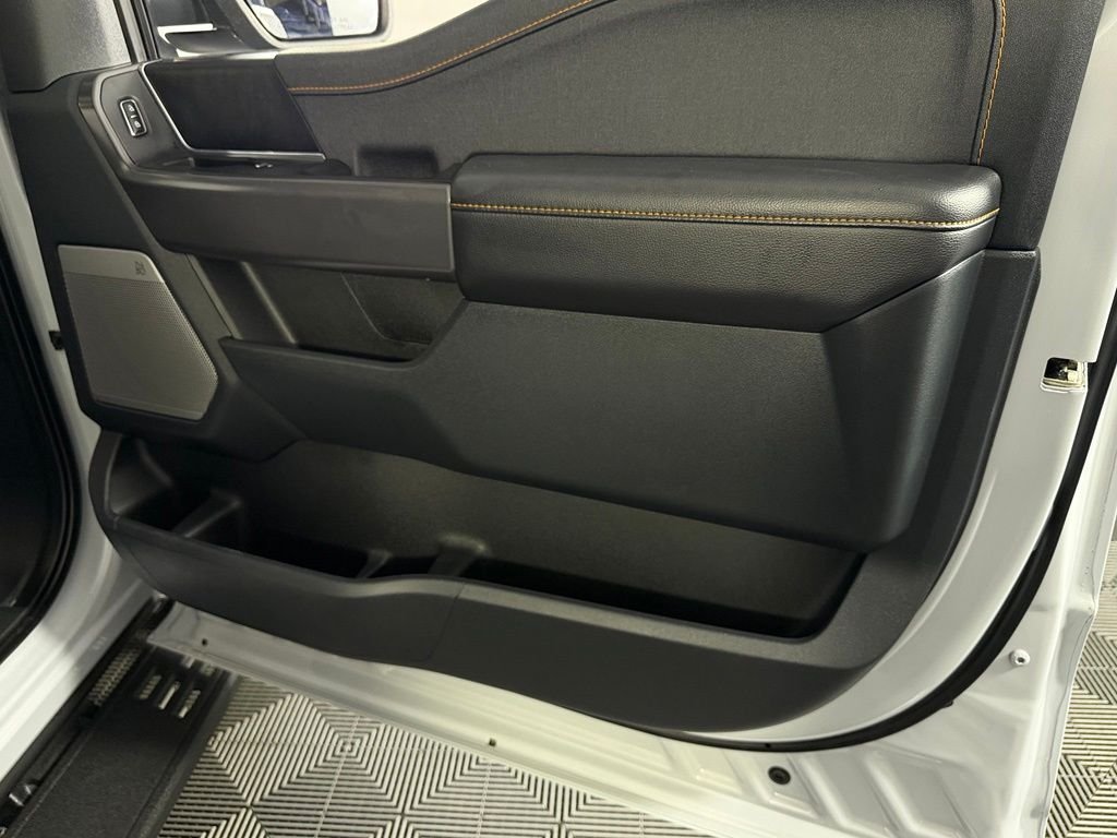 Used 2025 Space White Metallic Ford Tremor image 31
