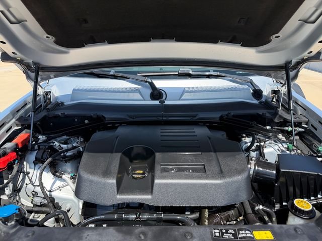 Certified Used 2023 Silver Land Rover SE image 19