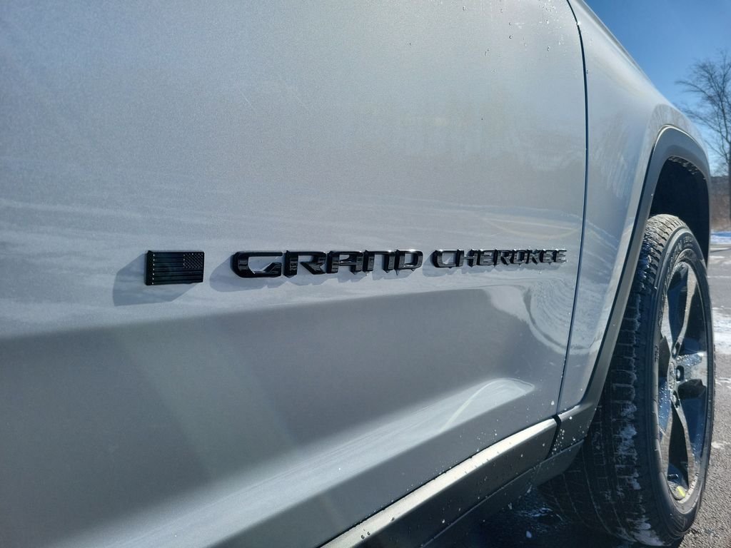 New 2026 Silver Zynith Jeep Limited image 6