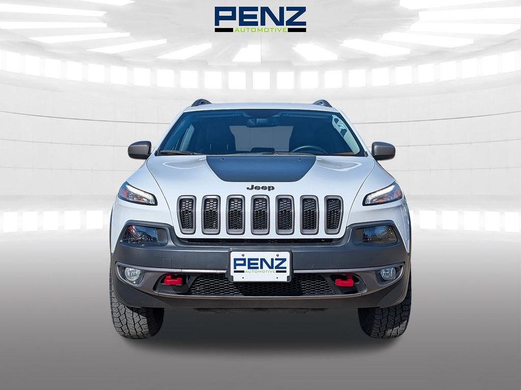 Used 2015 Jeep Cherokee Trailhawk with VIN 1C4PJMBS8FW606539 for sale in Rochester, Minnesota