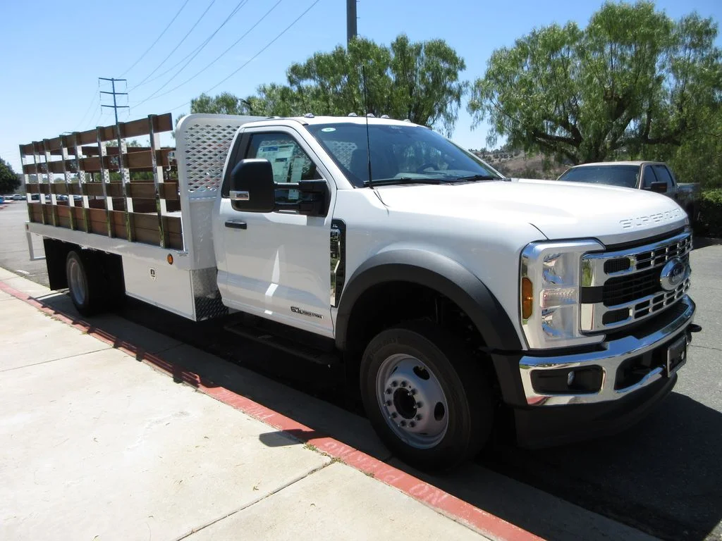 New 2026 Oxford White Ford XL image 5