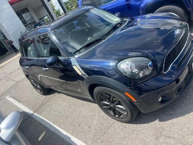 Used 2013 Blue MINI Base image 4
