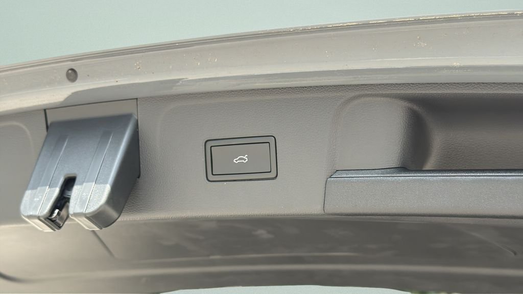 2026 Volkswagen Atlas SEL Premium R-Line - Photo 26