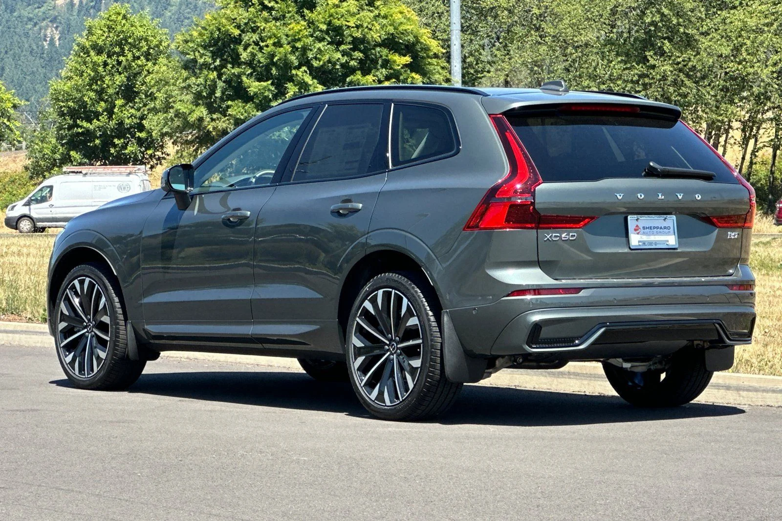 New 2026 Forest Lake Volvo Ultra image 5