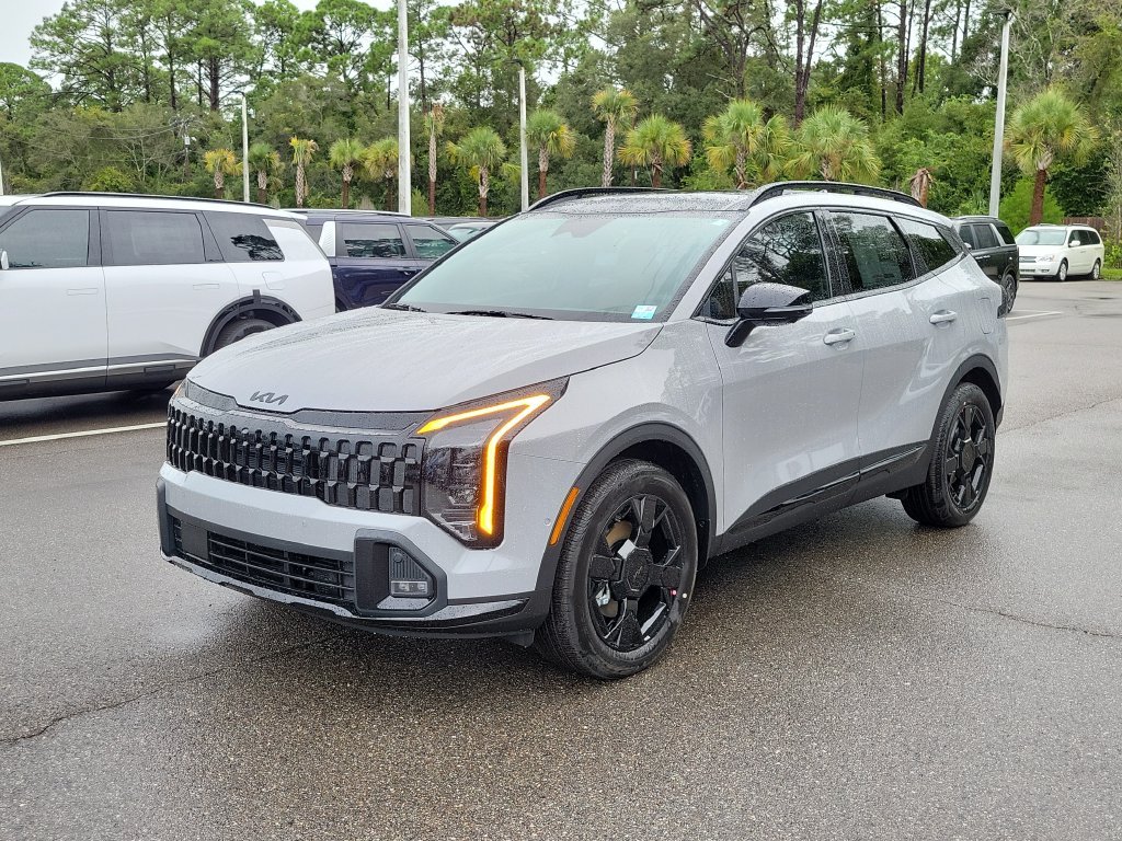 New 2027 Wolf Gray Kia X-Line image 3