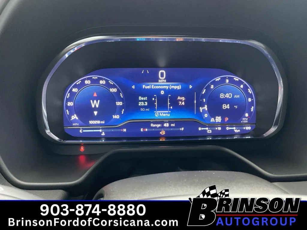 Used 2022 Black Chevrolet Z71 image 33