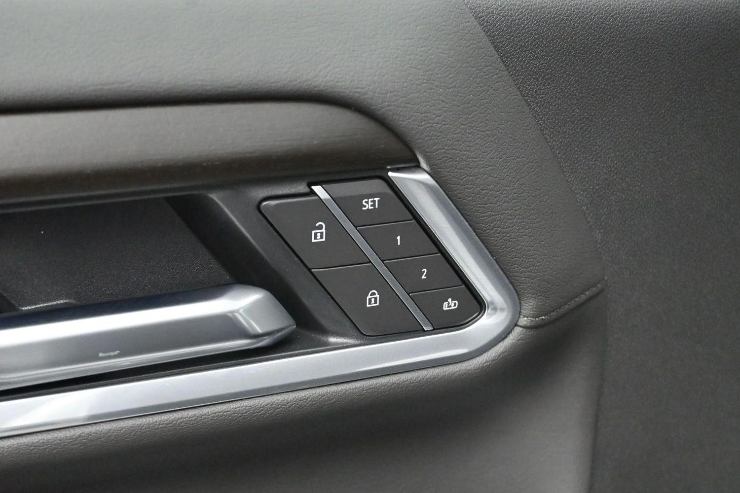 Used 2026 Summit White GMC Denali image 10