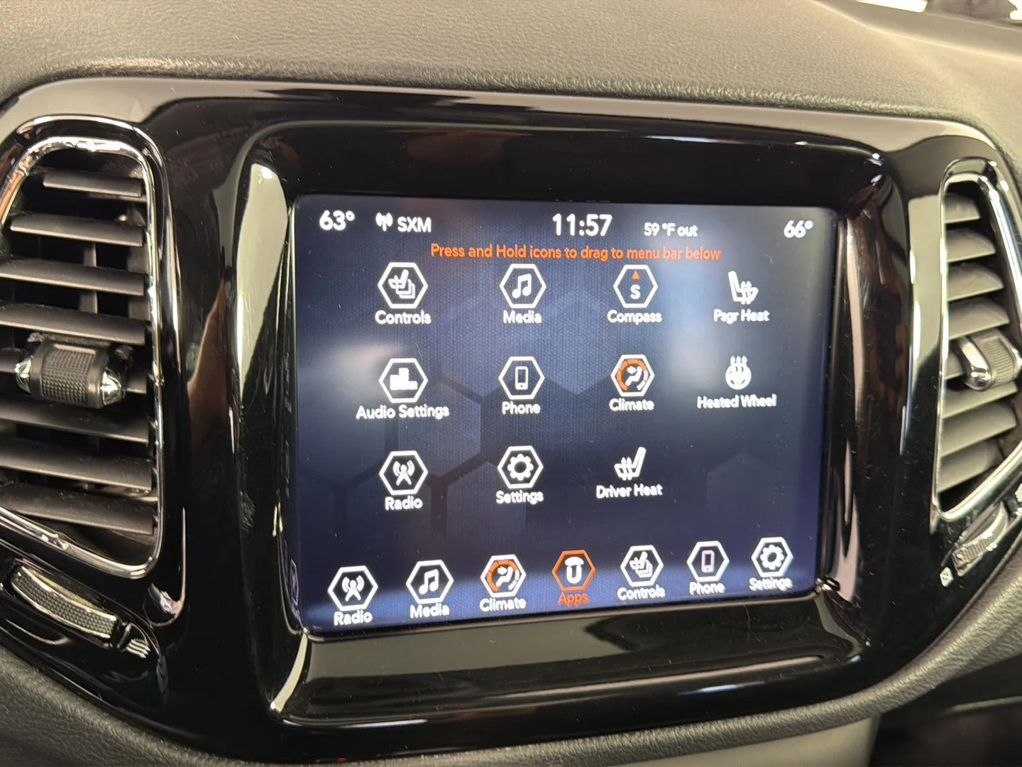 Used 2019 Granite Crystal Metallic Clearcoat Jeep Limited image 31