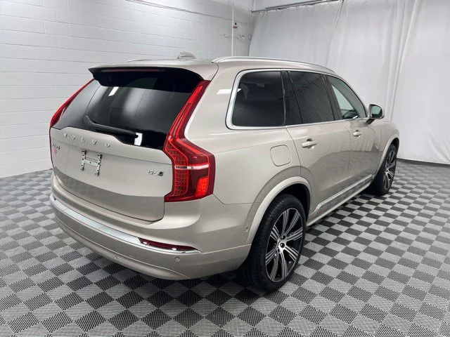 Used 2024 Gray Volvo Ultimate image 5