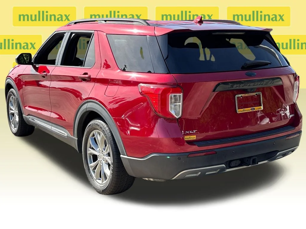 Used 2020 Red Ford XLT image 9