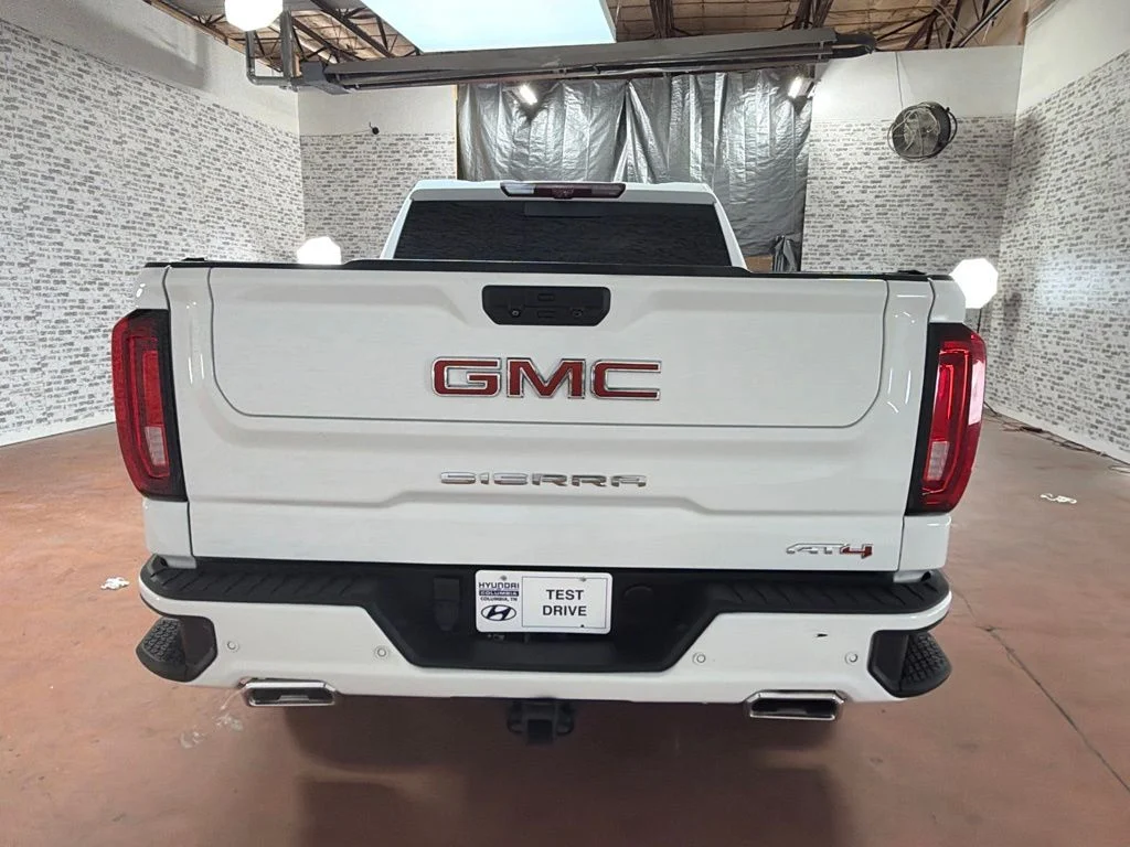 Used 2022 Summit White GMC AT4 image 6