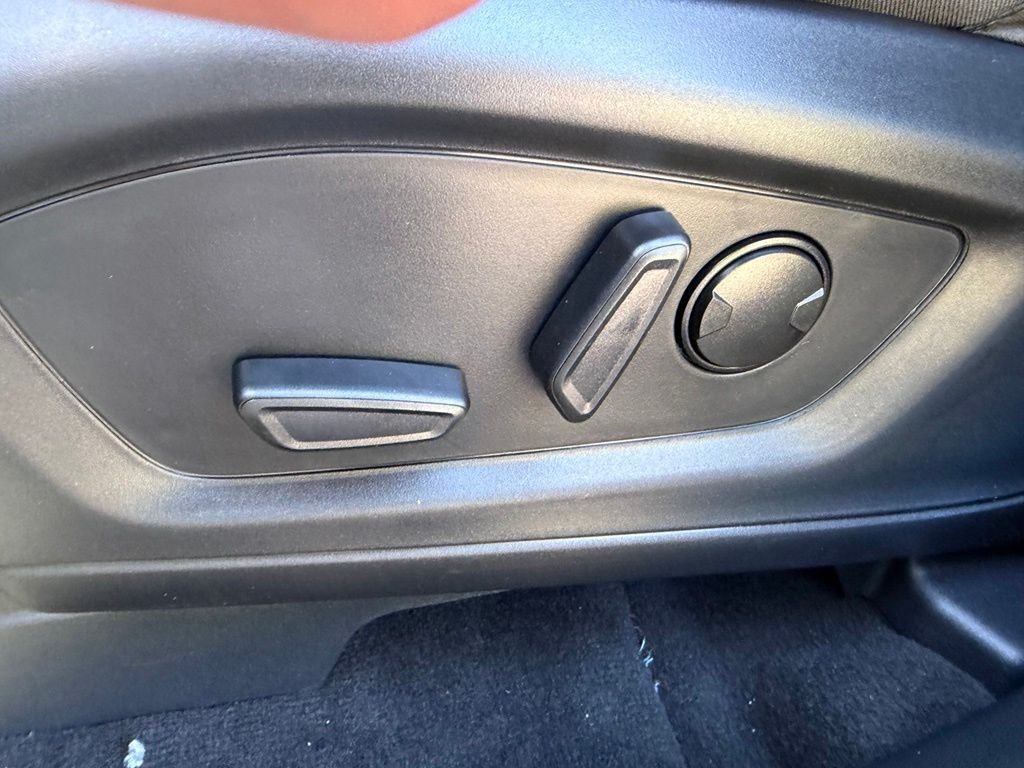 New 2027 Carbonized Gray Metallic Ford Active image 28