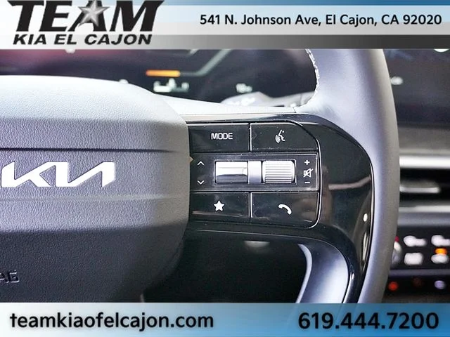New 2026 White Kia X-Line SX image 45