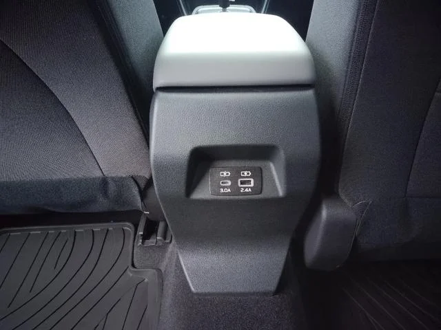 New 2026 ICE SILVER METALLIC Subaru Premium image 13