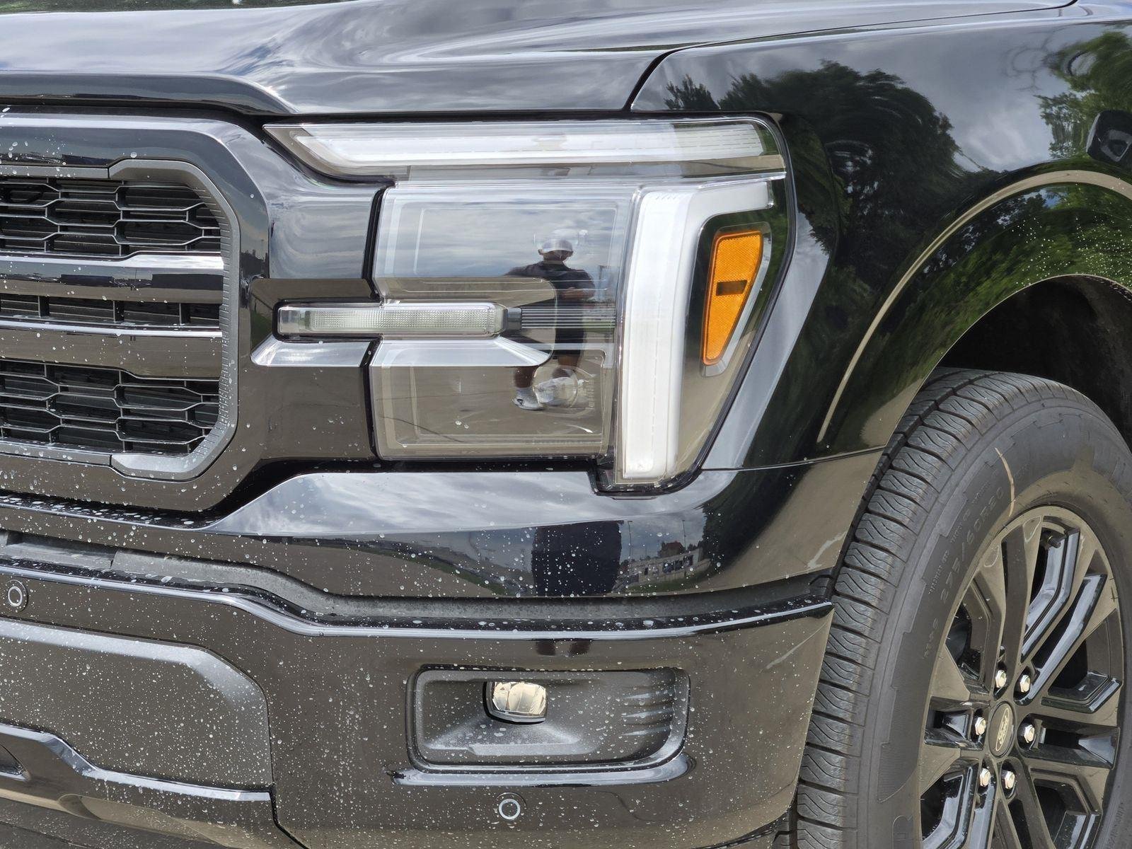 New 2026 Agate Black Metallic Ford Lariat® image 5