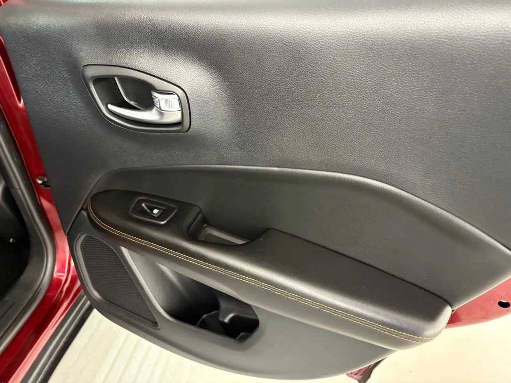 Used 2021 Red Jeep Limited image 40
