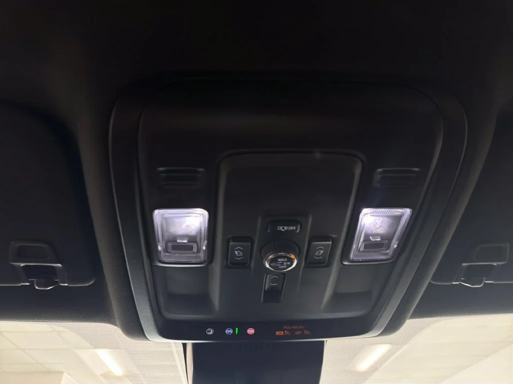 Used 2025 Summit White GMC Denali image 16