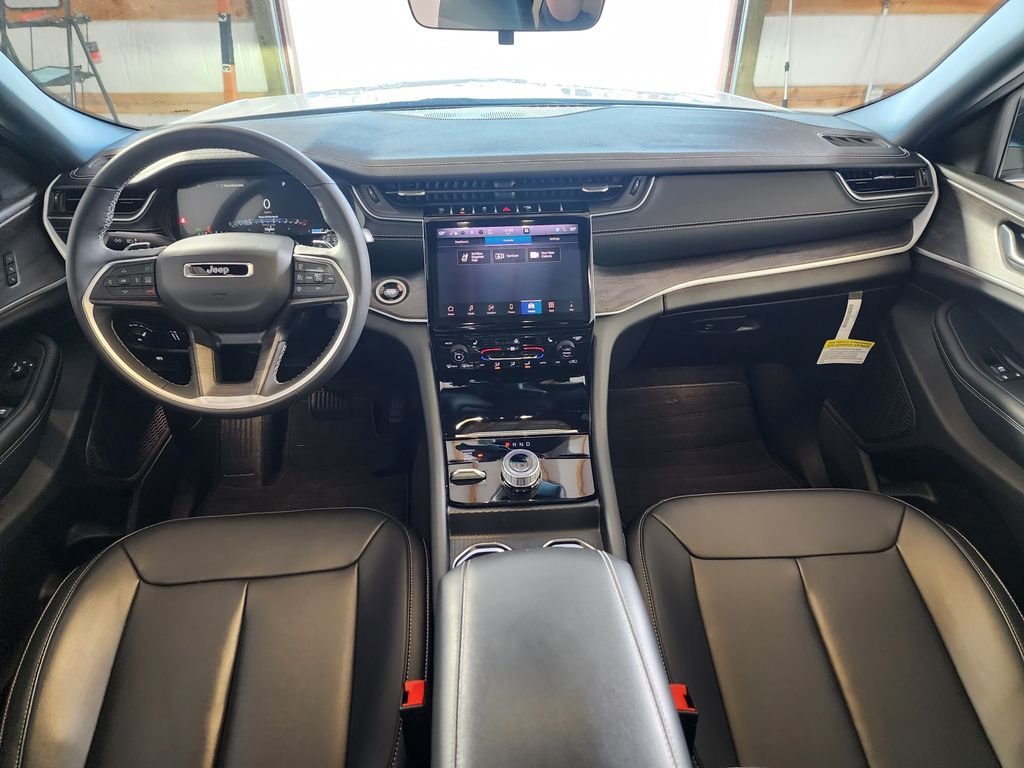 Certified Used 2025 White Jeep Limited image 21