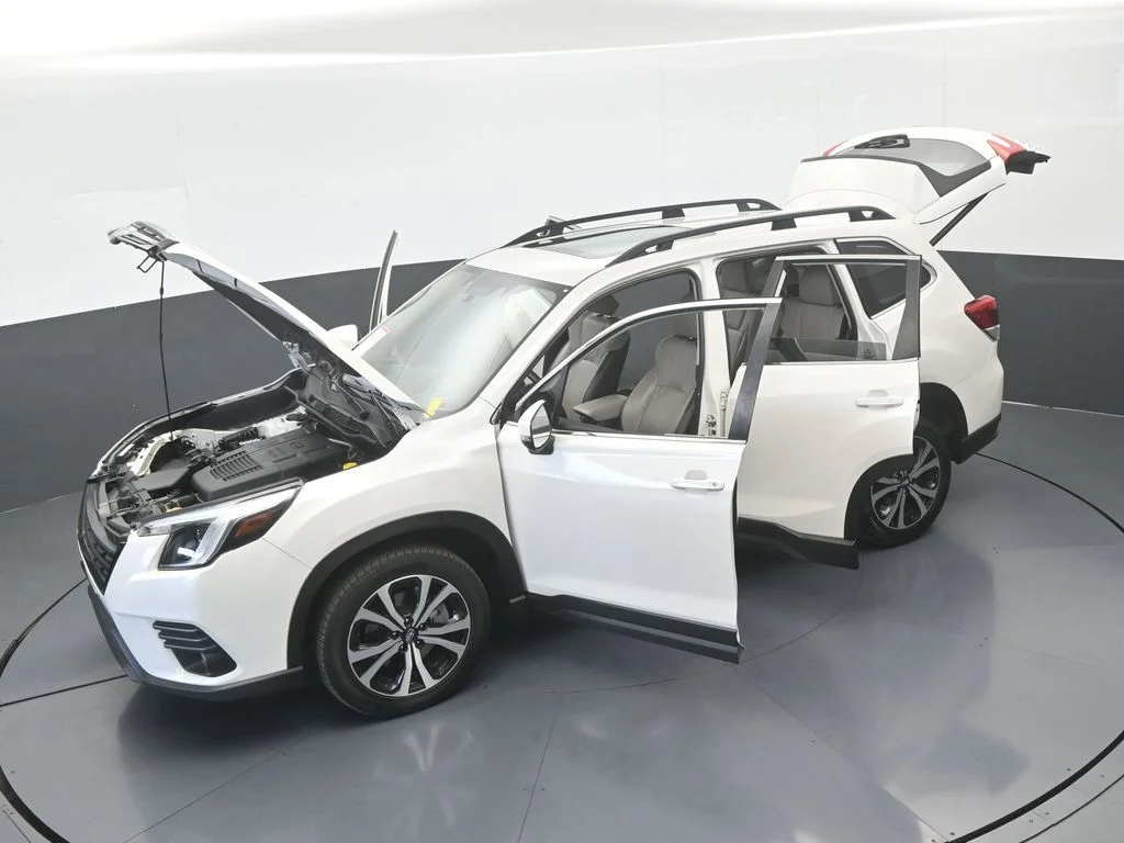 Used 2022 Crystal White Pearl Subaru Limited image 63