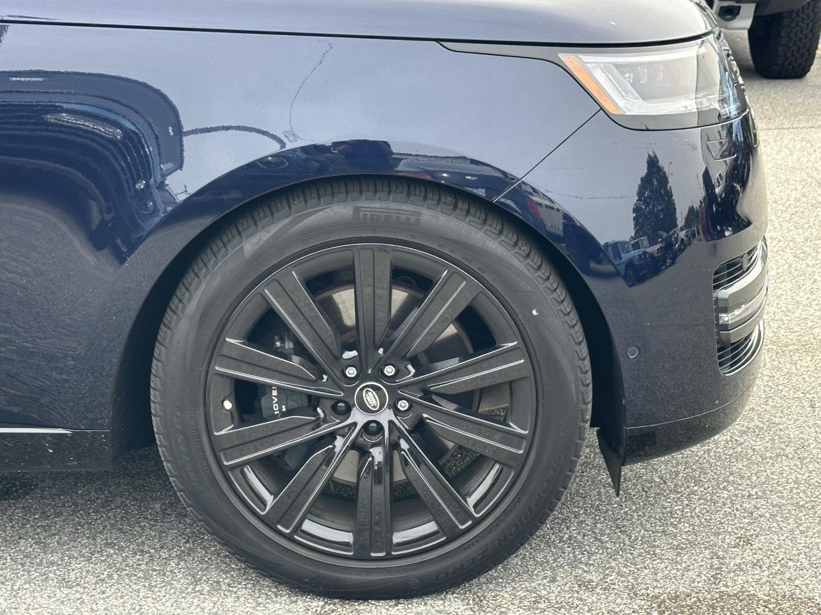 Used 2023 Portofino Blue Metallic Land Rover Autobiography image 53