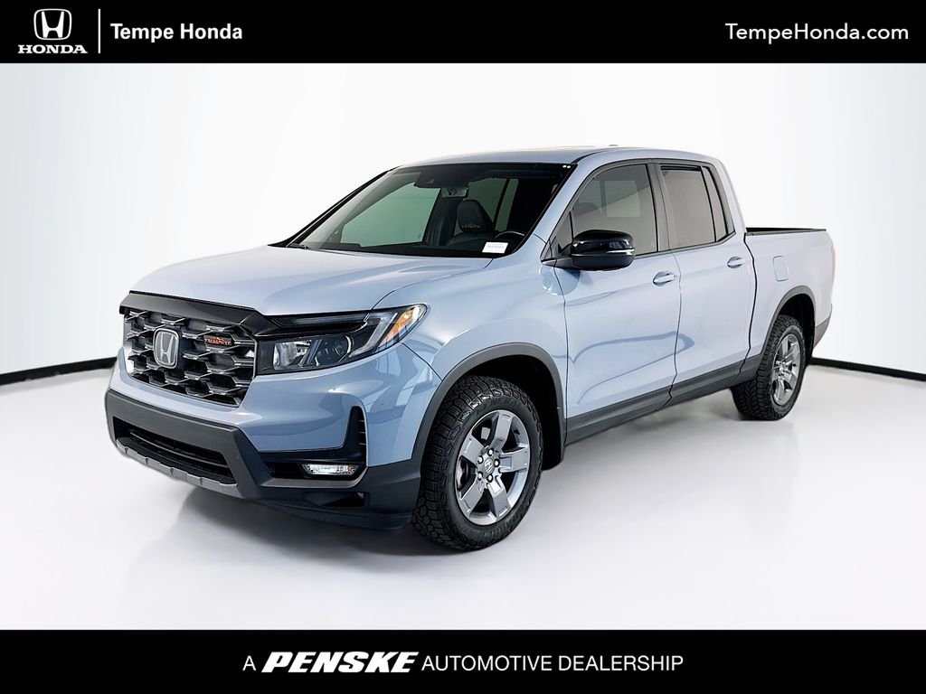 Certified Used 2025 Sonic Gray Pearl Honda TrailSport image 1