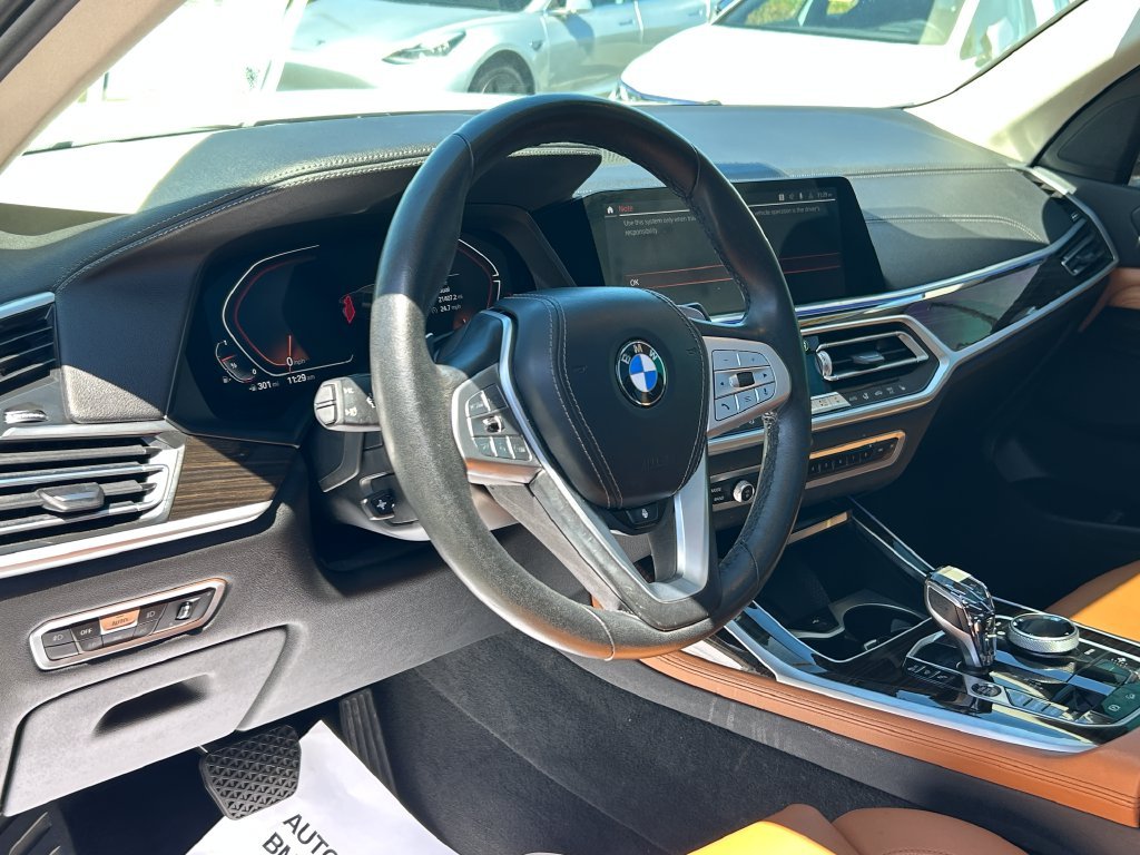 Used 2021 Alpine White BMW xDrive40i image 13