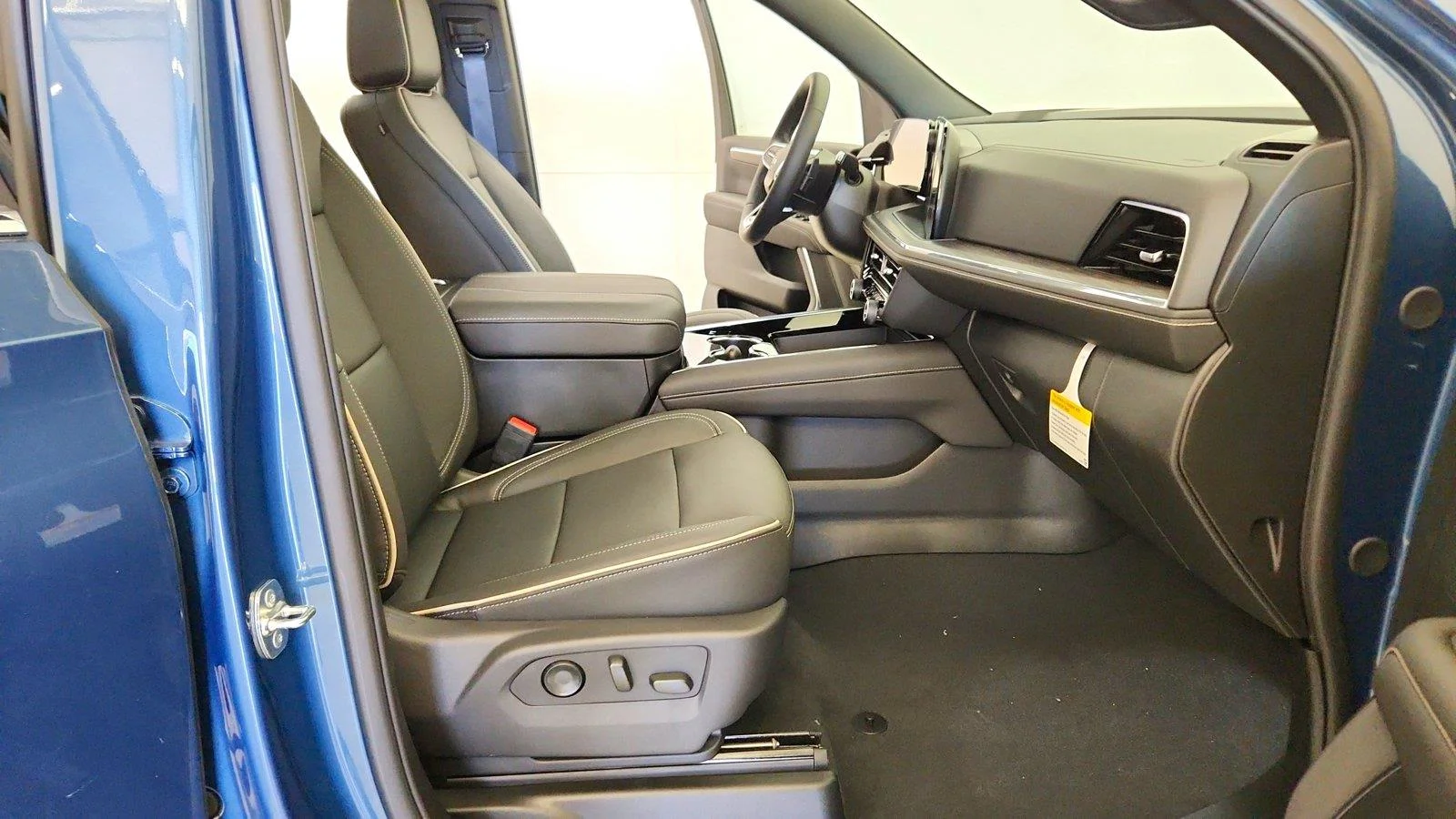 New 2026 Lakeshore Blue Metallic Chevrolet Premier image 31