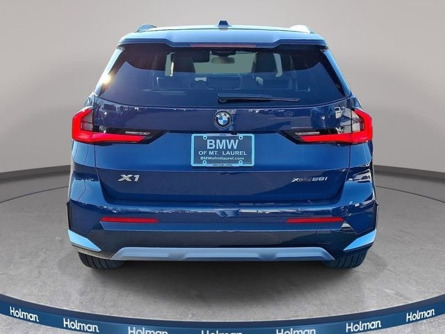 New 2026 Night Dusk Blue Metallic BMW xDrive28i image 5