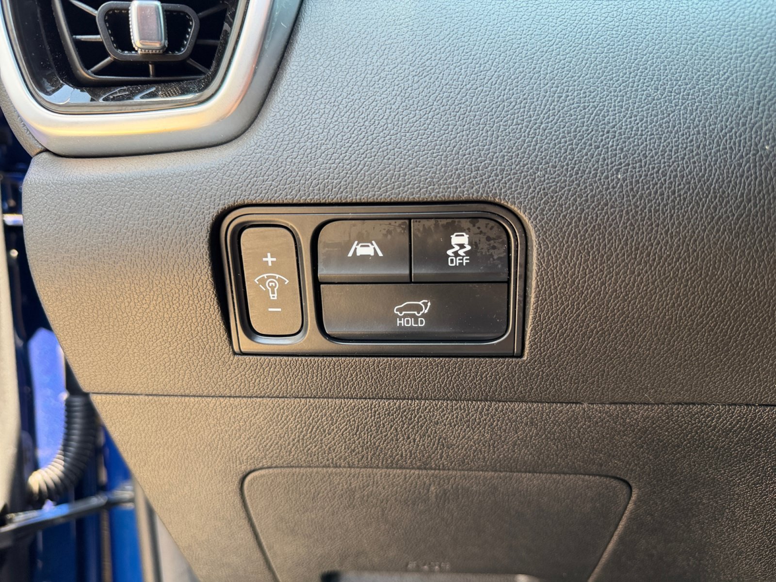 Used 2023 Sapphire Blue Kia SX image 17