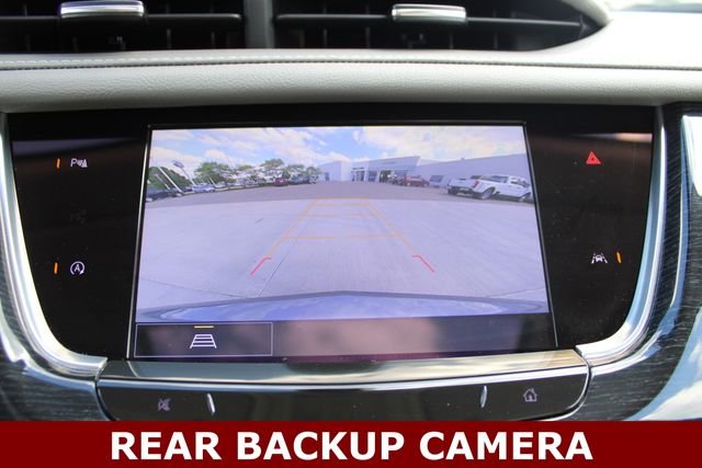 Used 2025 Silver Cadillac Premium Luxury image 6