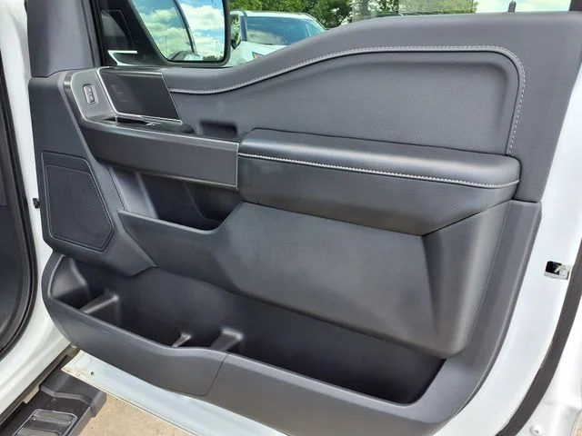 Used 2024 White Ford XLT image 21