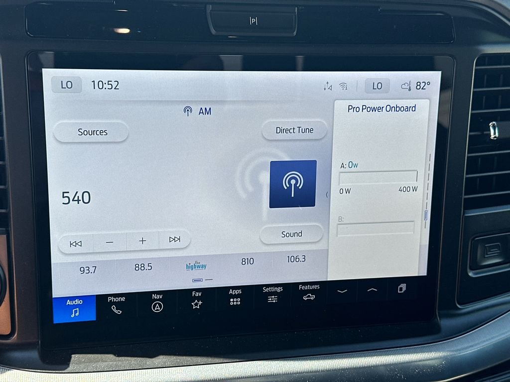 New 2025 White Ford Lariat image 27