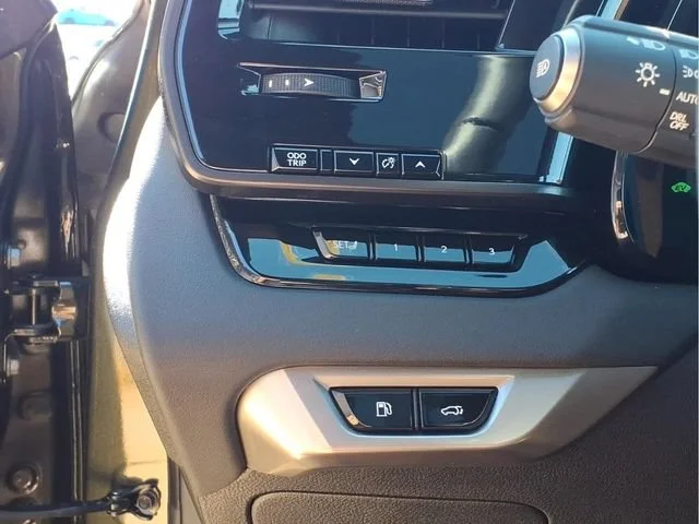 Used 2025 Green Lexus RX 350h image 15