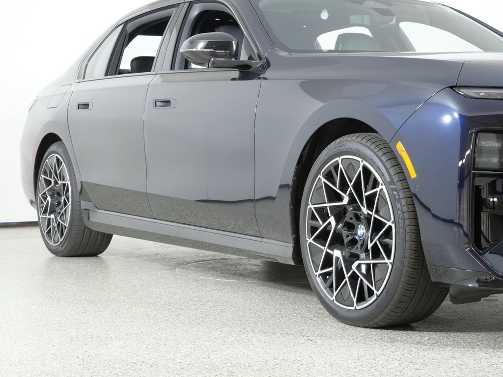 New 2027 Carbon Black Metallic BMW  image 6