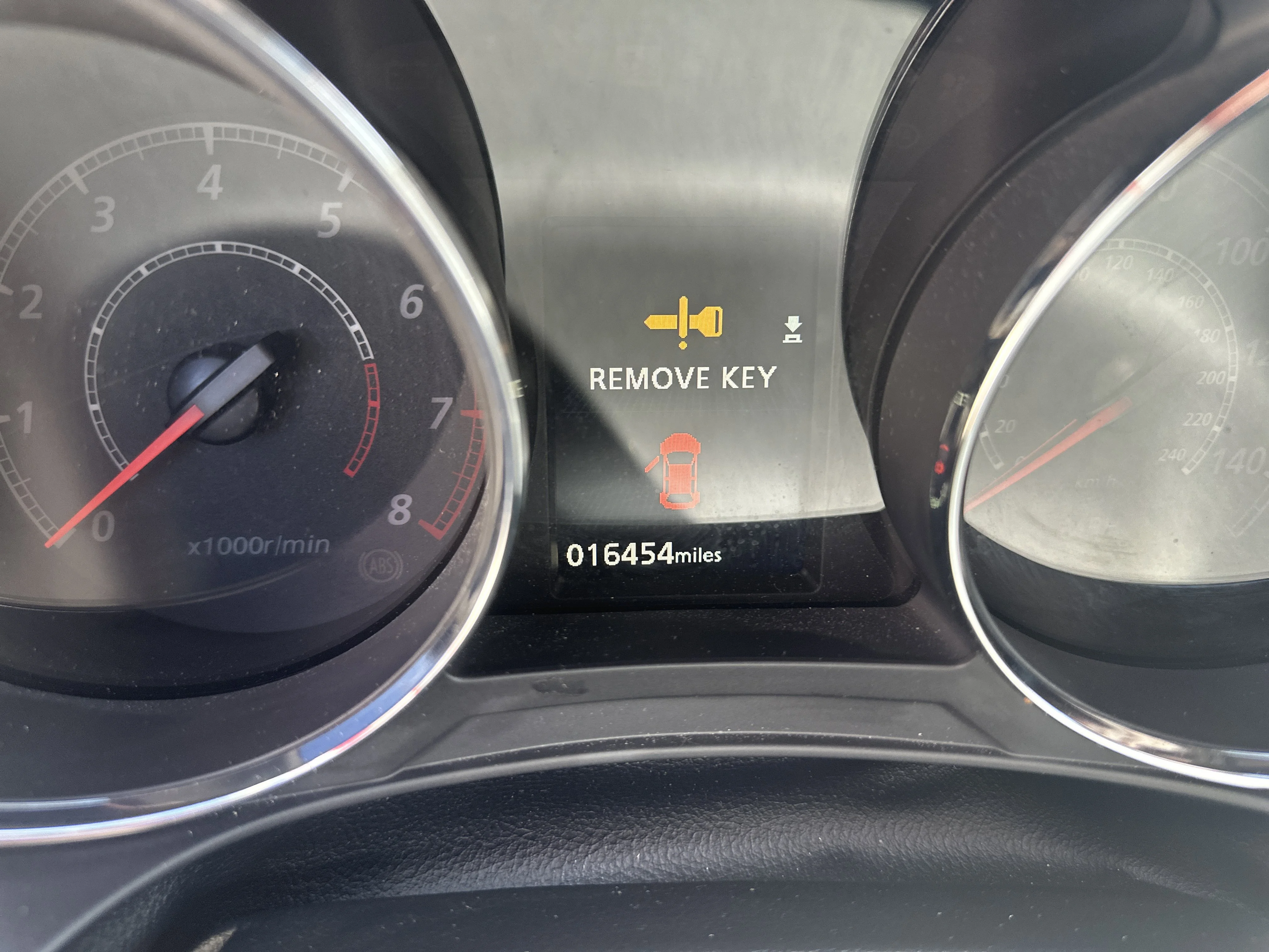 Used 2025  Mitsubishi ES image 10
