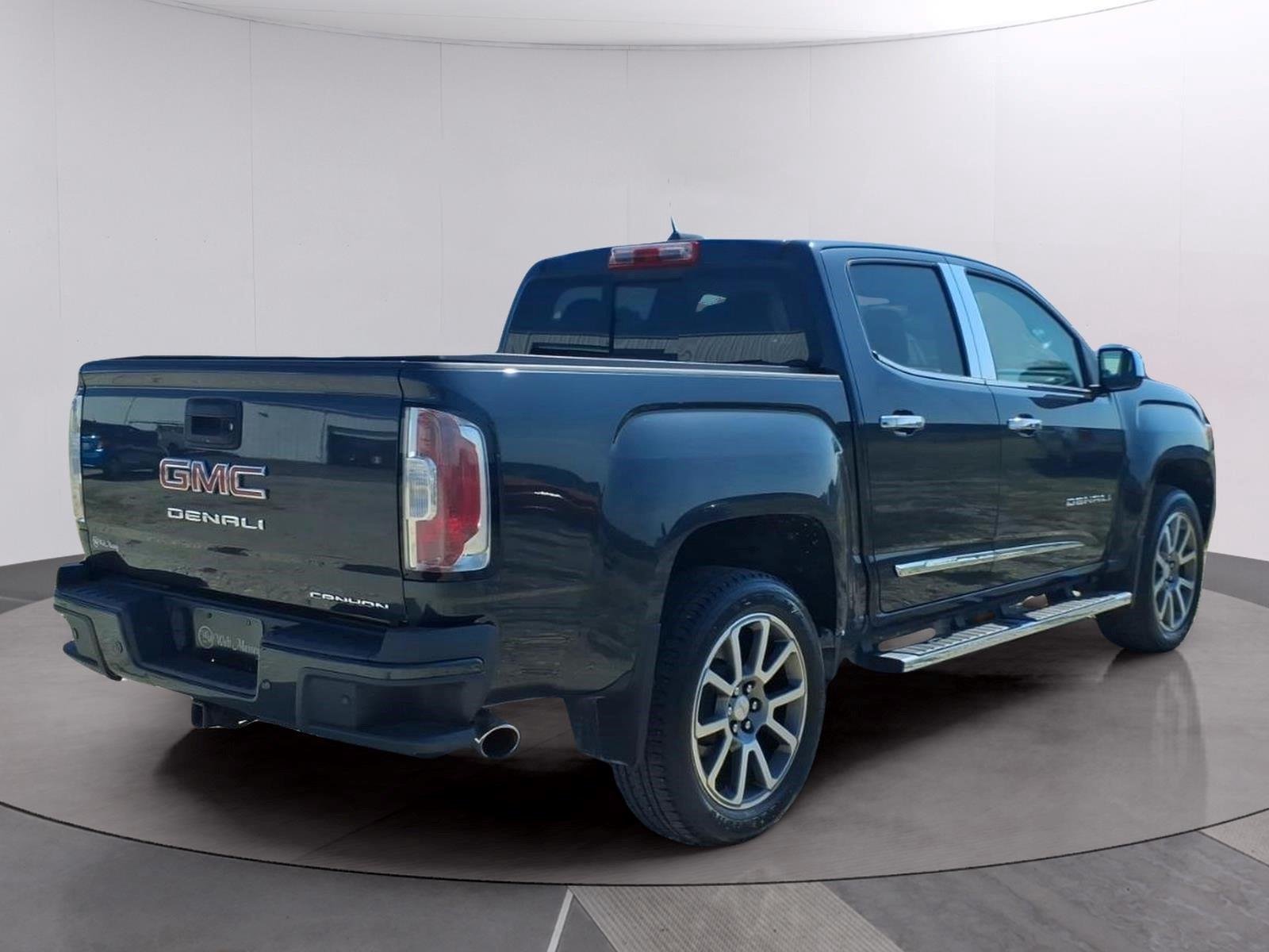 Used 2021 HUNTER METALLIC GMC 4WD Denali image 5