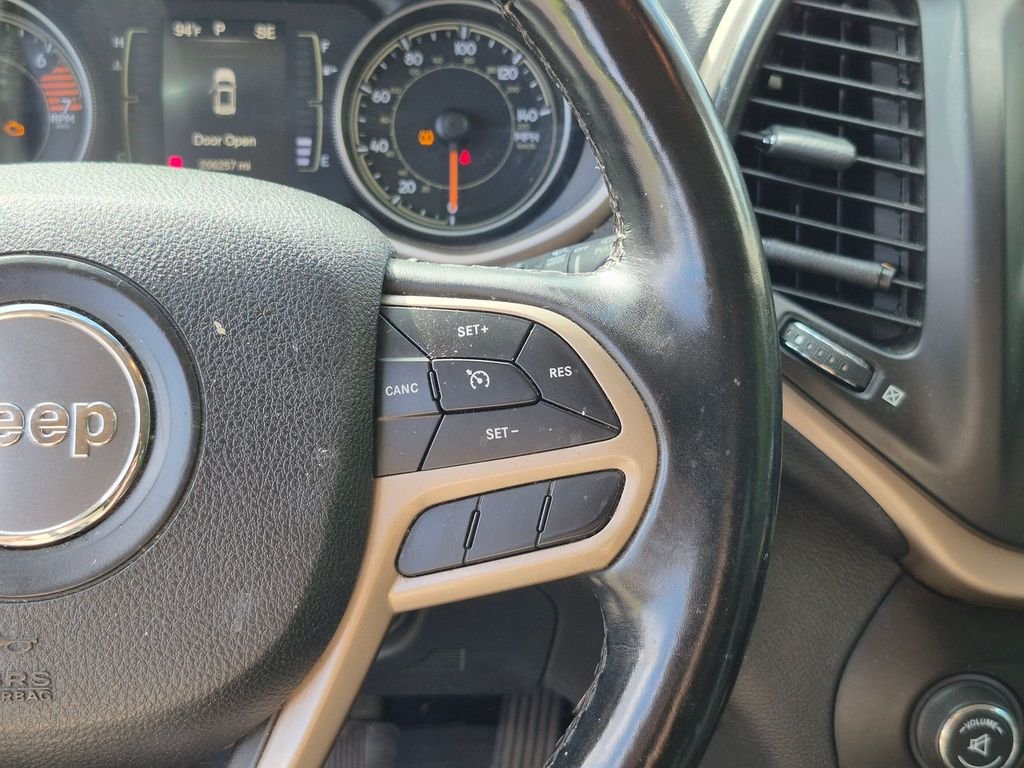Used 2017 Silver Jeep Sport image 14