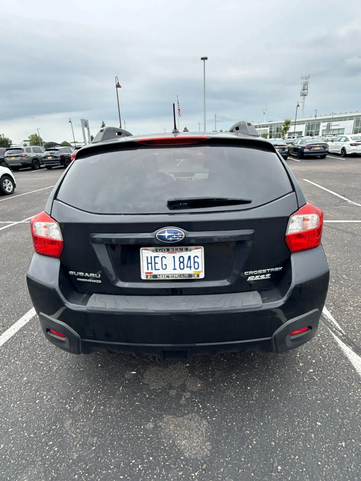 Used 2017 Crystal Black Silica Subaru Premium image 2