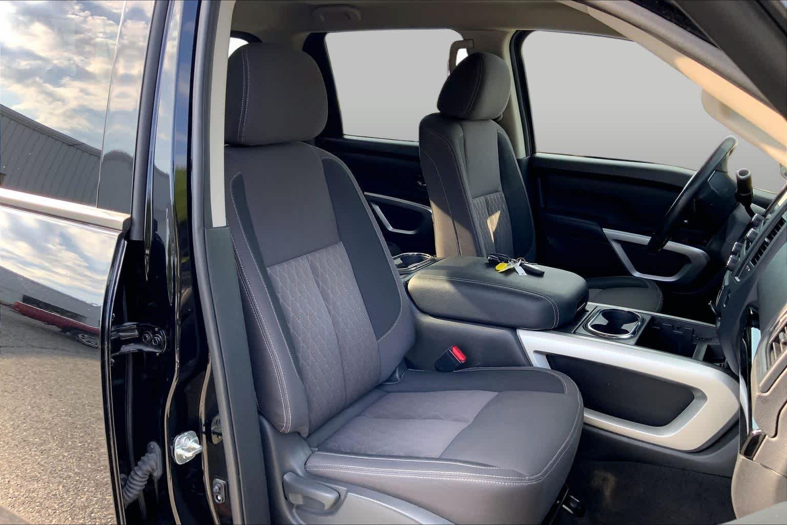 Pre-Owned 2024 Nissan Titan SV