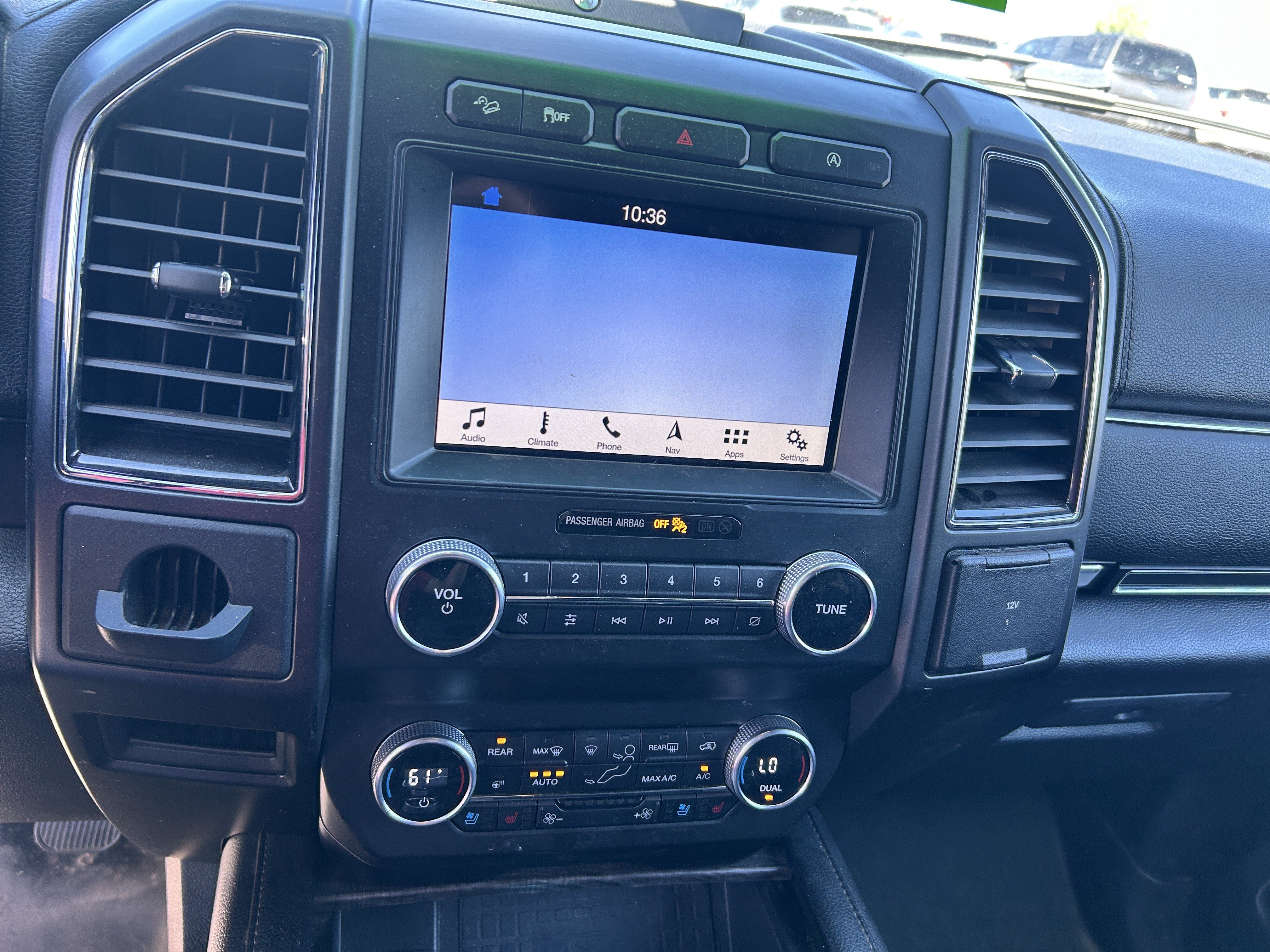 Used 2019 Oxford White Ford Limited image 15