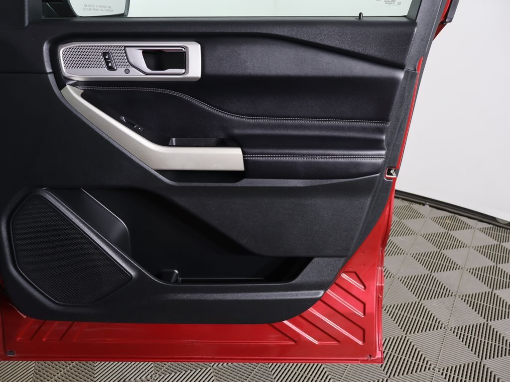 Used 2021 Red Ford Limited image 25