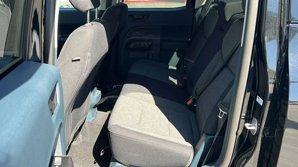 2025 Ford Maverick XLT - Photo 10