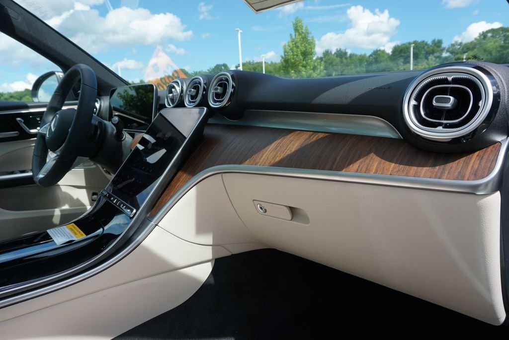 Used 2025 Graphite Gray Metallic Mercedes-Benz C 300 image 67