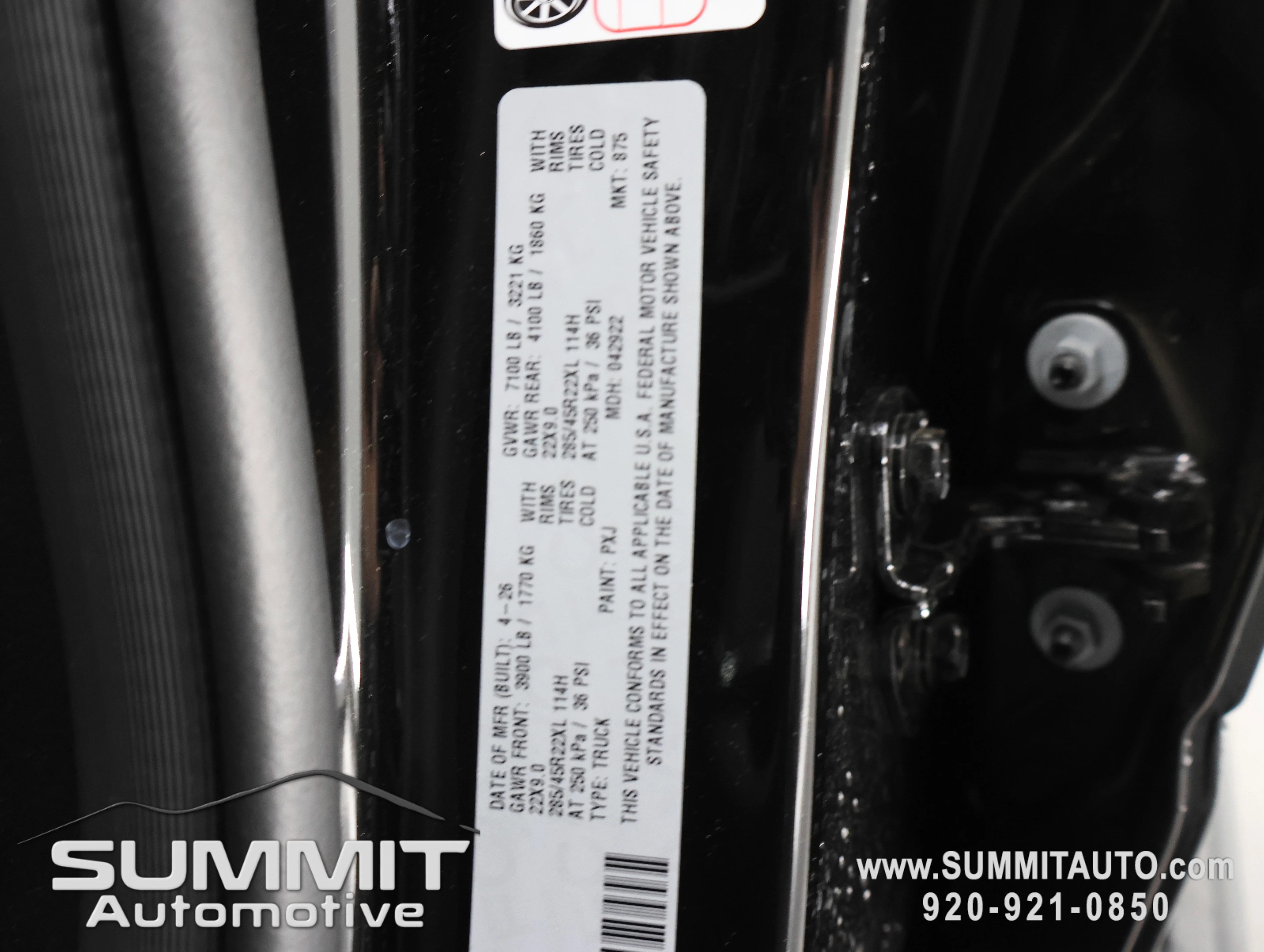 New 2026 Diamond Black Crystal Pearl-Coat Exterior Paint RAM Laramie image 69