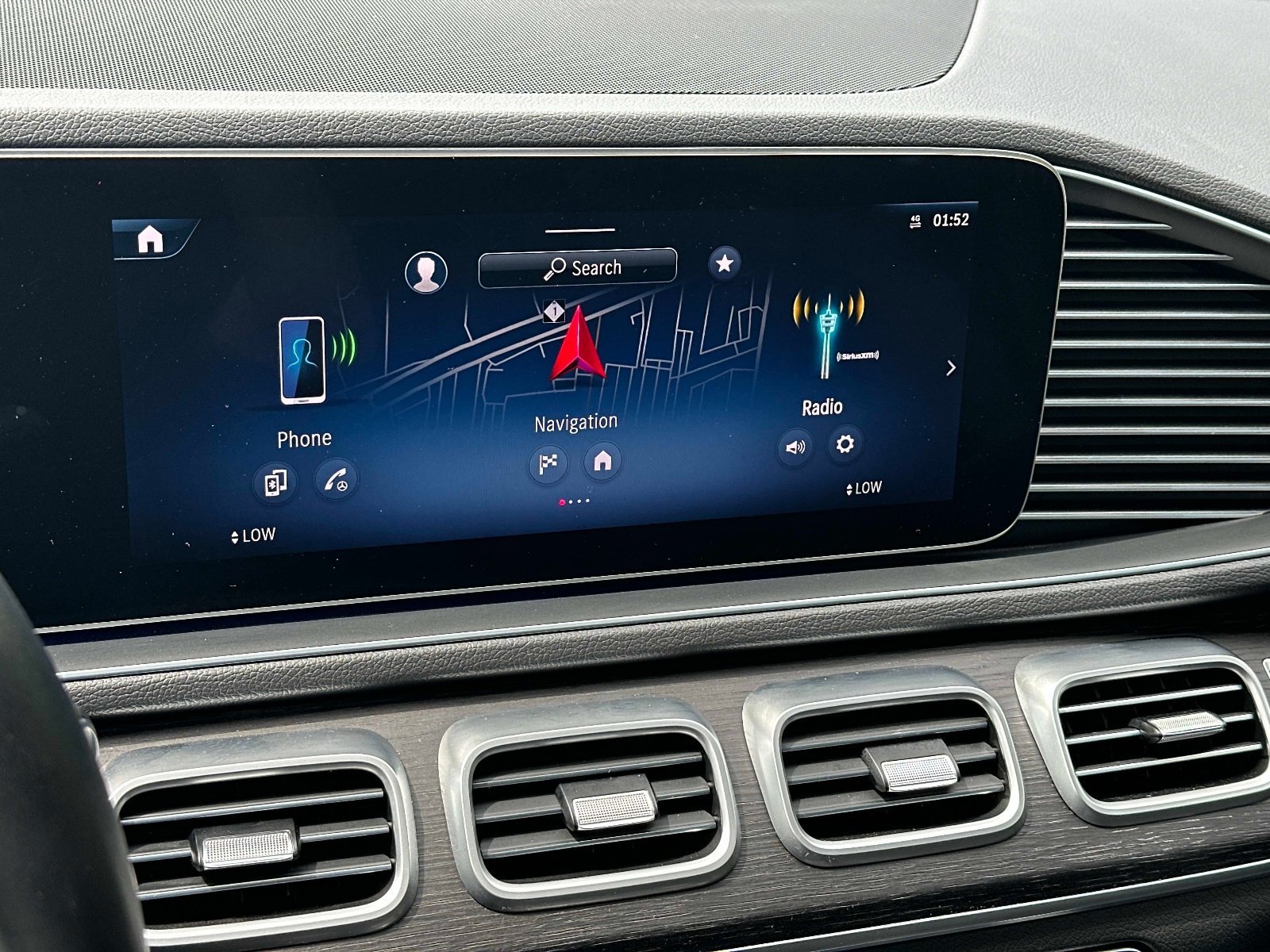 Certified Used 2025 Black Mercedes-Benz GLE 350 image 29