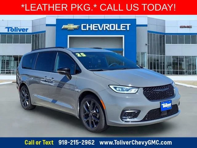 2025 Chrysler Pacifica