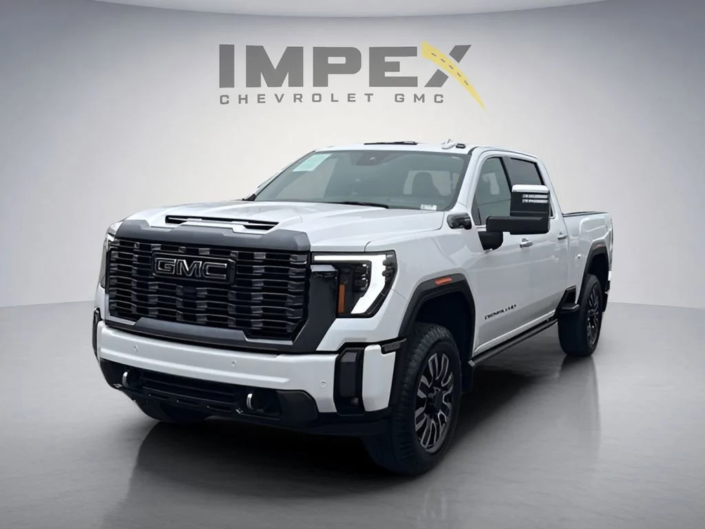 Used 2024 White Frost Tricoat GMC Denali Ultimate image 1
